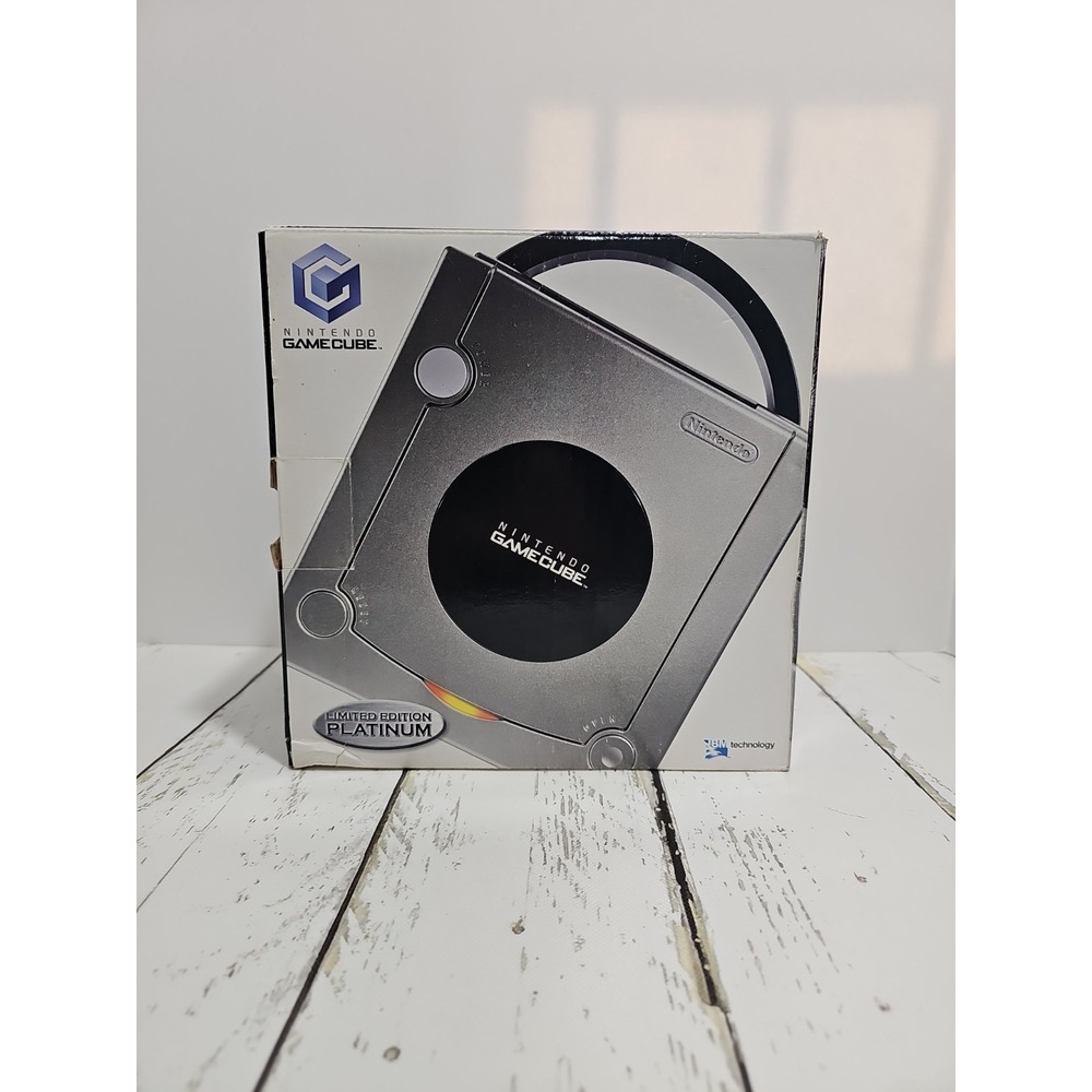 Nintendo GameCube Limited Edition Platinum Silver DOL-001 BOX ONLY